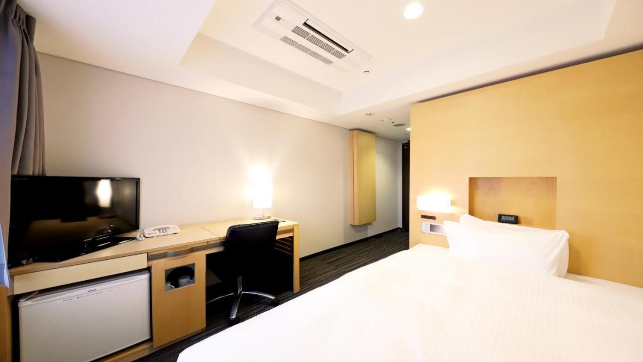 โรงแรมสไมล์ โอซาก้า โยสึฮาชิ ภายนอก รูปภาพ